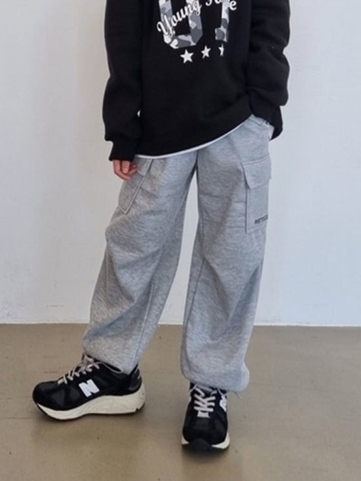 Pleated Cargo Jogger Pants