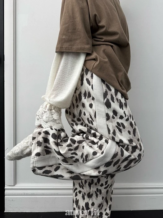 Big Leopard Training Pants