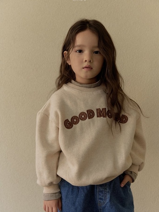 Good Dot Sweatshirt