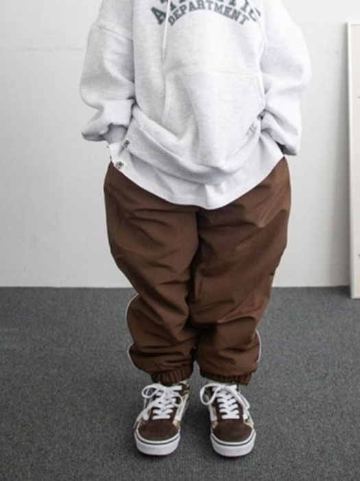 Piping Jogger Pants