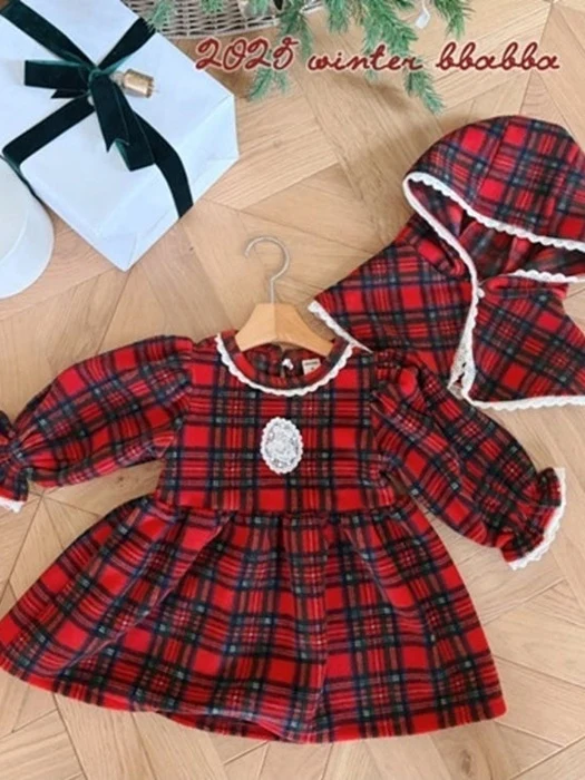 Noel Check Fleece One-piece