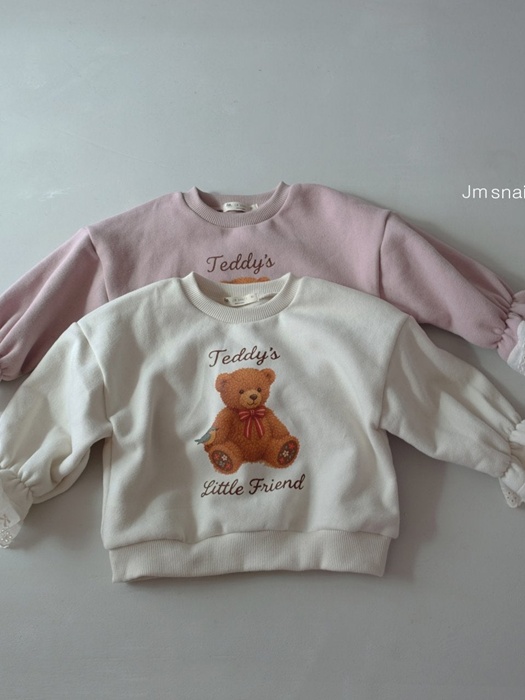 Bear Graphic Sleeve Lace Tee Bear Graphic Sleeve Lace Tee