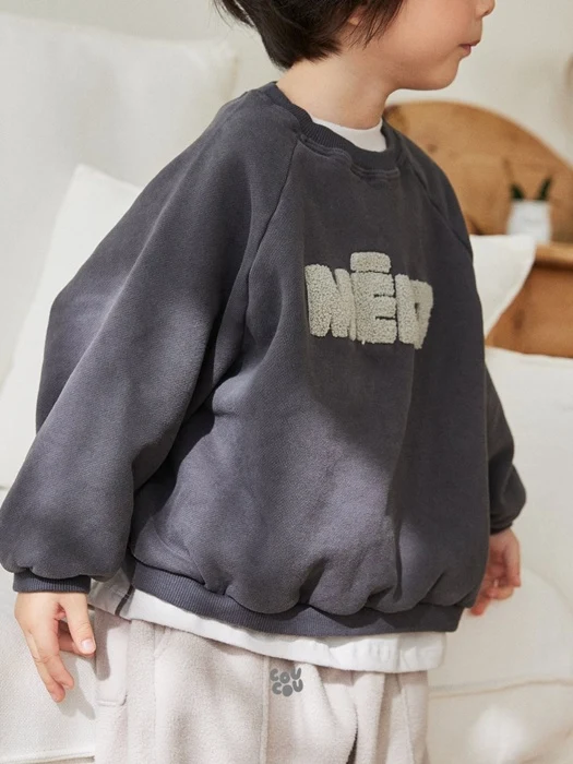 Melt Handle Embroidery Sweatshirt Melt Handle Embroidery Sweatshirt
