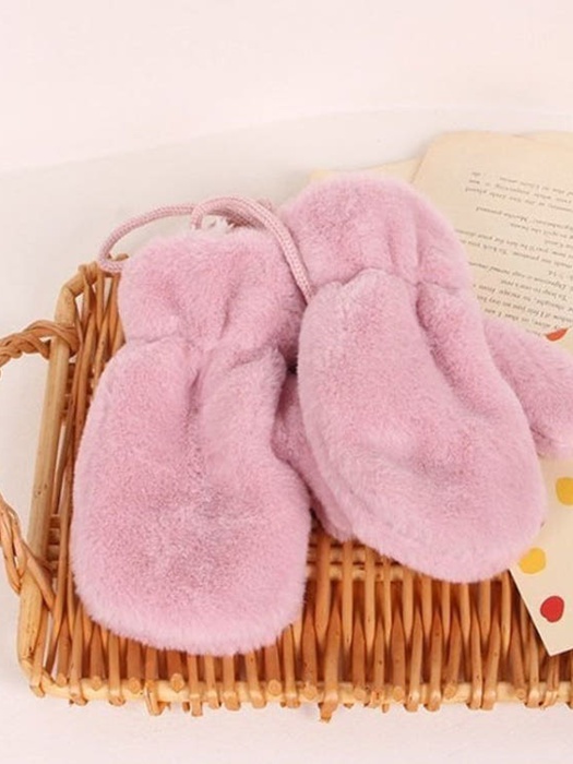 Soft Bucket Gloves