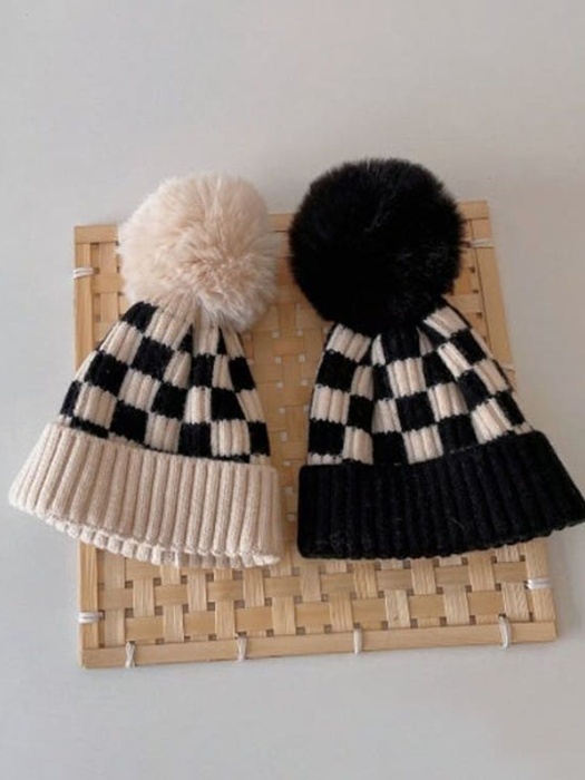 Check Pom-Pom Hat