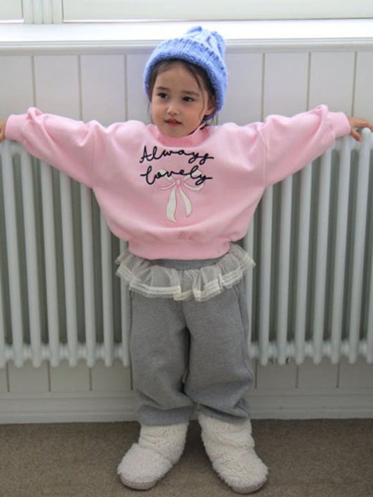 Ribbon Half Turtleneck Sweatshirt Ribbon Half Turtleneck Sweatshirt