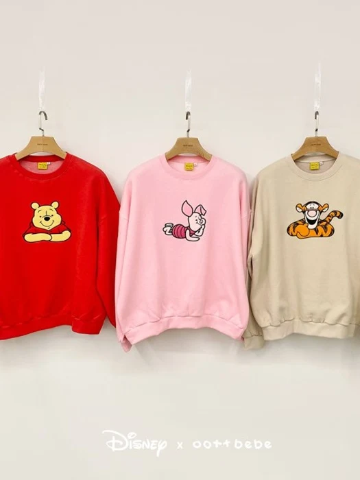 Pooh Friends Sweatshirt (Adult) Pooh Friends Sweatshirt (Adult)