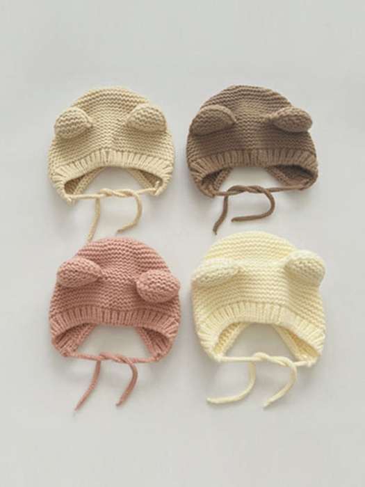 Bear Knit Bonnet