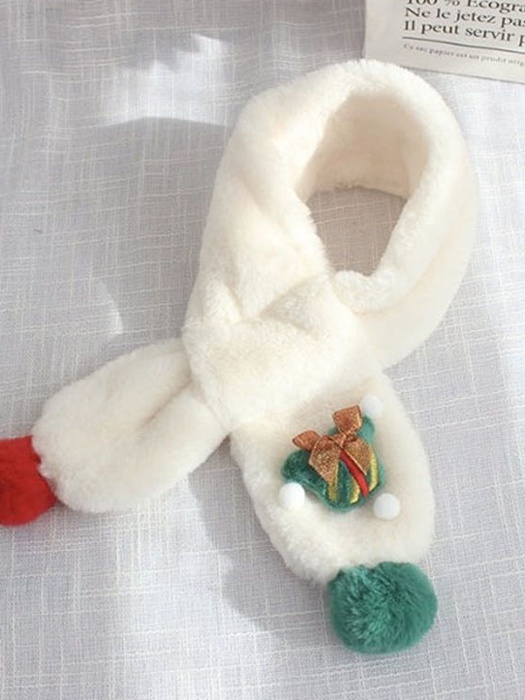 Pom-Pom Christmas Muffler