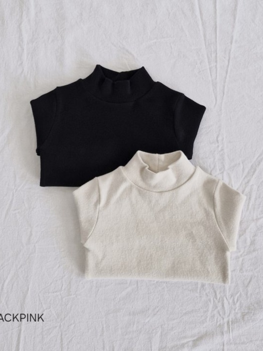 Winter Peach Half Turtleneck Winter Peach Half Turtleneck