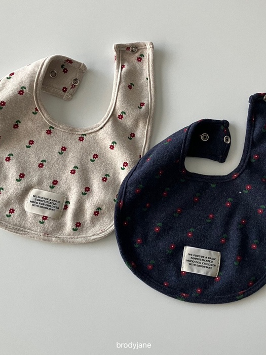 Anemone Cozy Bib Anemone Cozy Bib