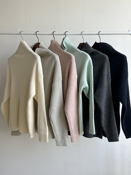 Ian Turtleneck Knit Ian Turtleneck Knit