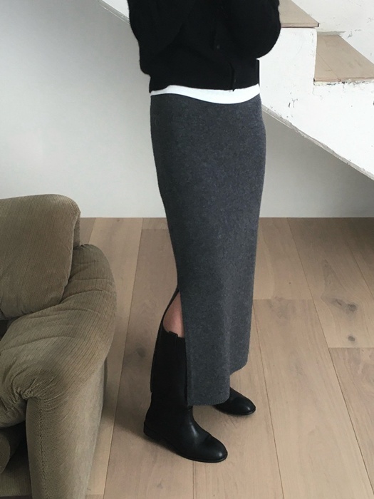 Wool Cashmere Slit Long Skirt Wool Cashmere Slit Long Skirt