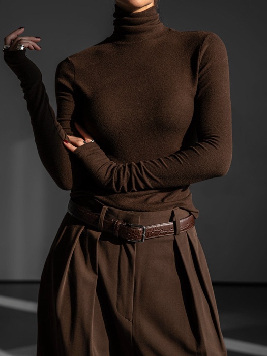 Soft Warm Texture Classic Turtleneck Tee Soft Warm Texture Classic Turtleneck Tee