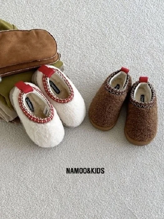 Fluffy Boggle Ugg Slip-On Fluffy Boggle Ugg Slip-On