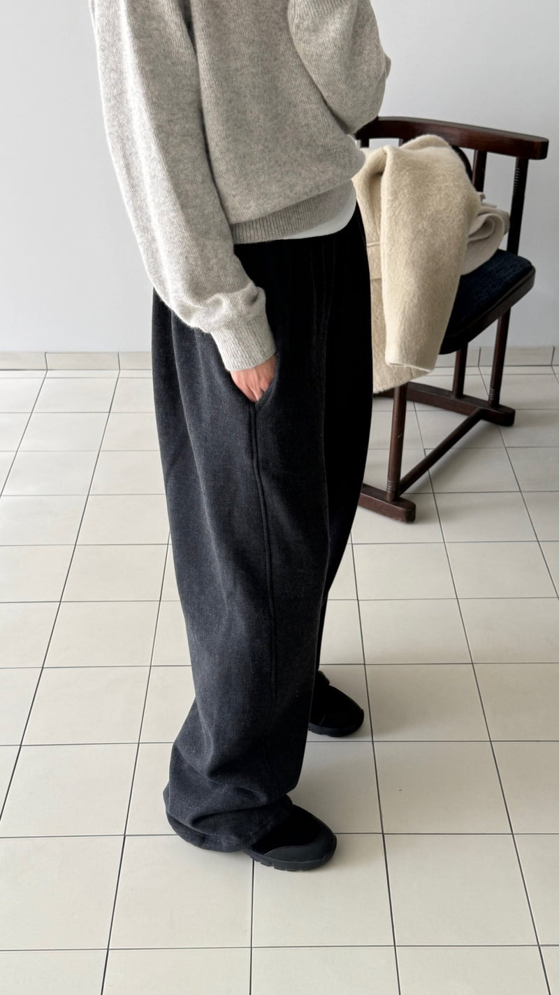 Amygrace - Korean Women Fashion - #momslook - Fleece Stopper Pants - 2