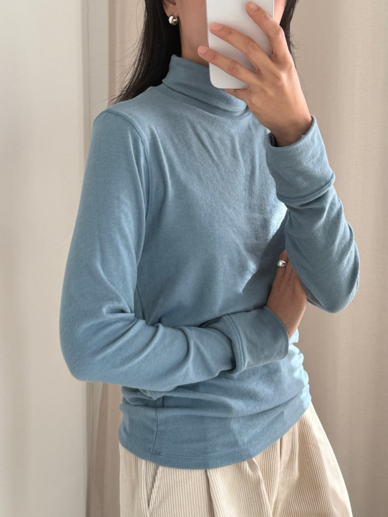 Amygrace - Korean Women Fashion - #momslook - Pom Pom Turtleneck Tee - 3