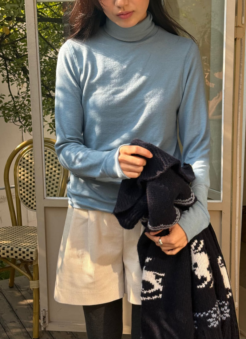 Amygrace - Korean Women Fashion - #momslook - Pom Pom Turtleneck Tee - 5