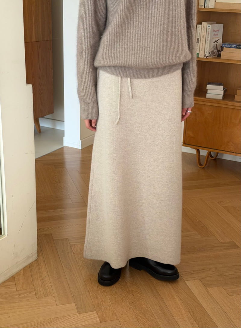 Amygrace - Korean Women Fashion - #restrostyle - Merci Knit Maxi Wool Skirt - 5