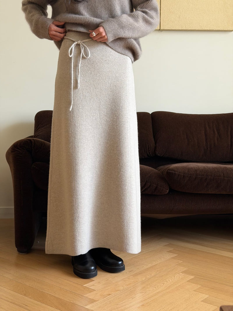 Amygrace - Korean Women Fashion - #vintagekidsstyle - Merci Knit Maxi Wool Skirt - 3