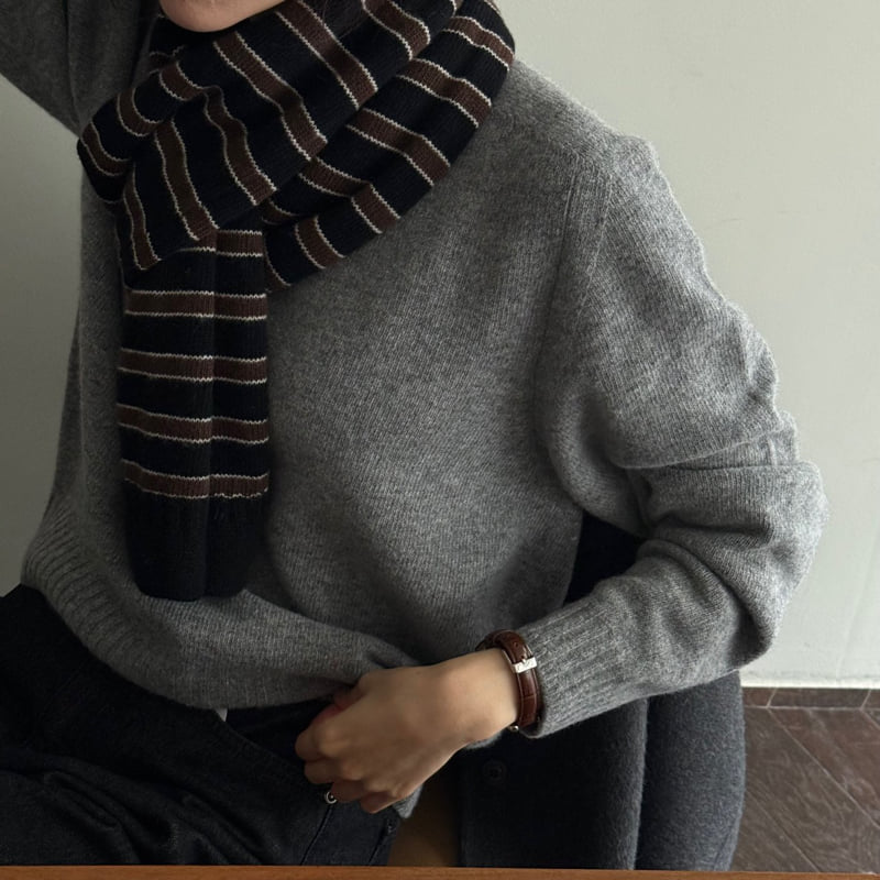 Amygrace - Korean Women Fashion - #womensfashion - Here Wool Muffler - 2
