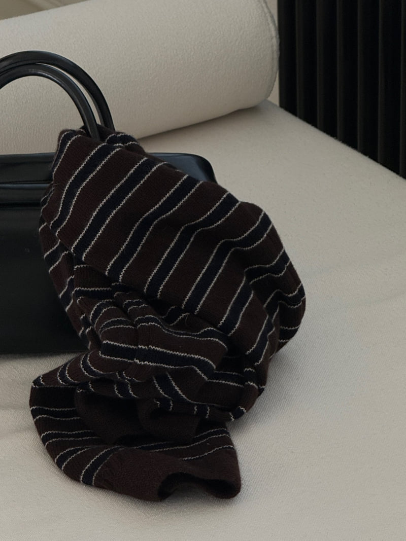 Amygrace - Korean Women Fashion - #momslook - Here Wool Muffler - 4