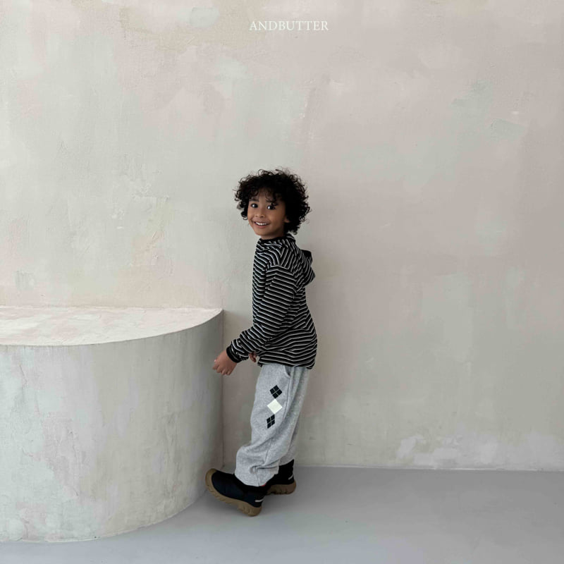 Andbutter - Korean Children Fashion - #childrensboutique - Warm Argyle Terry Jogger Pants - 5