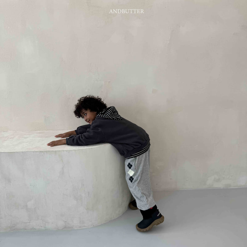 Andbutter - Korean Children Fashion - #discoveringself - Warm Argyle Terry Jogger Pants - 7