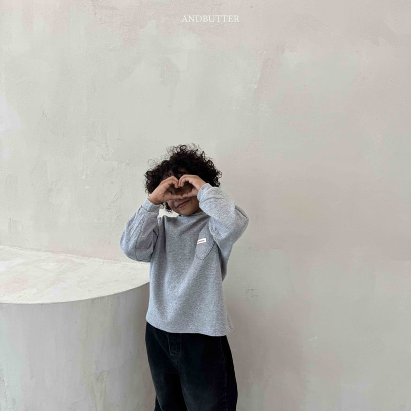 Andbutter - Korean Children Fashion - #kidzfashiontrend - Eyelet Heart Turtleneck Tee - 12