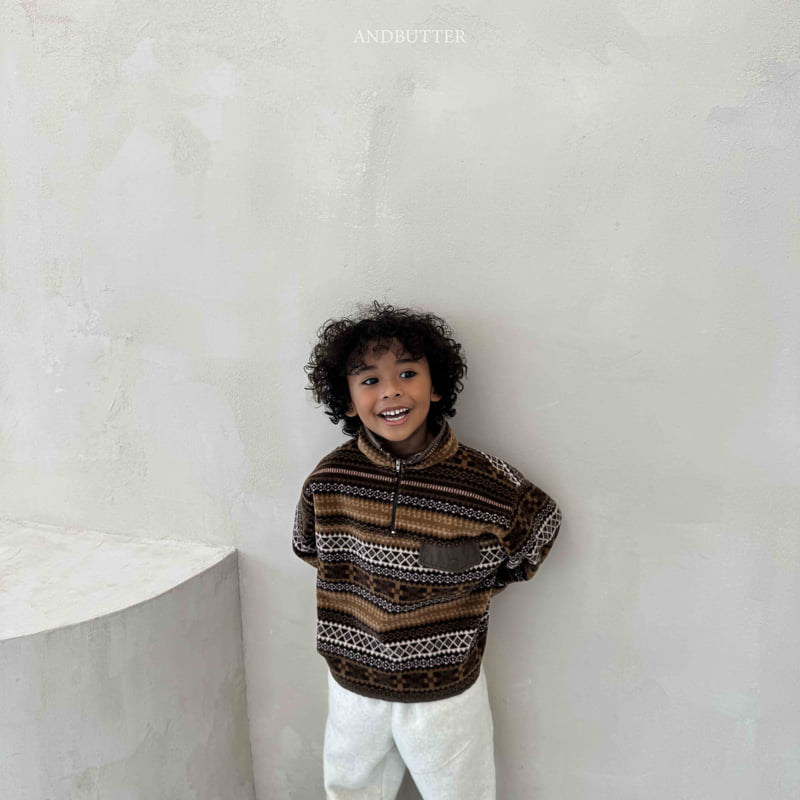Andbutter - Korean Children Fashion - #magicofchildhood - Paragon Pocket Fleece Top - 9