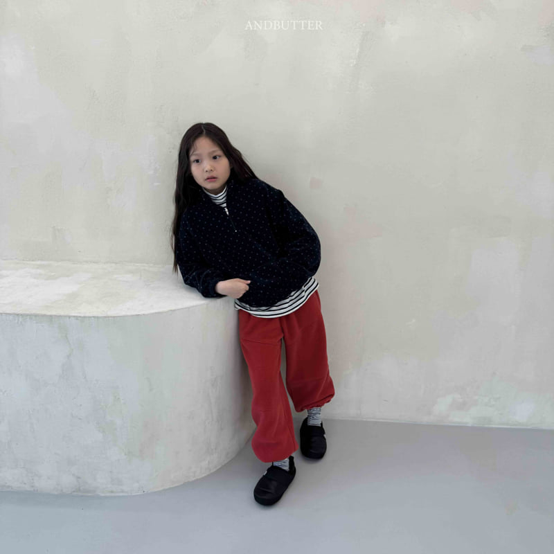 Andbutter - Korean Children Fashion - #toddlerclothing - Fleece Line Jogger Pants - 9