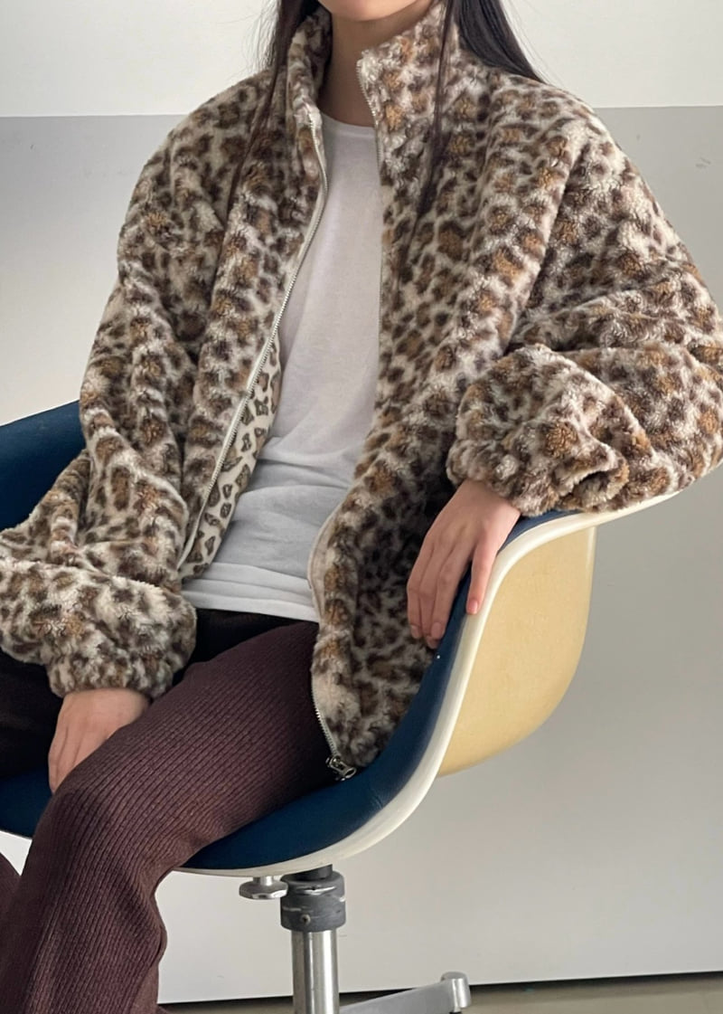 Another Avenue - Korean Women Fashion - #thelittlethings - Leopard Fleece Jacket - 11