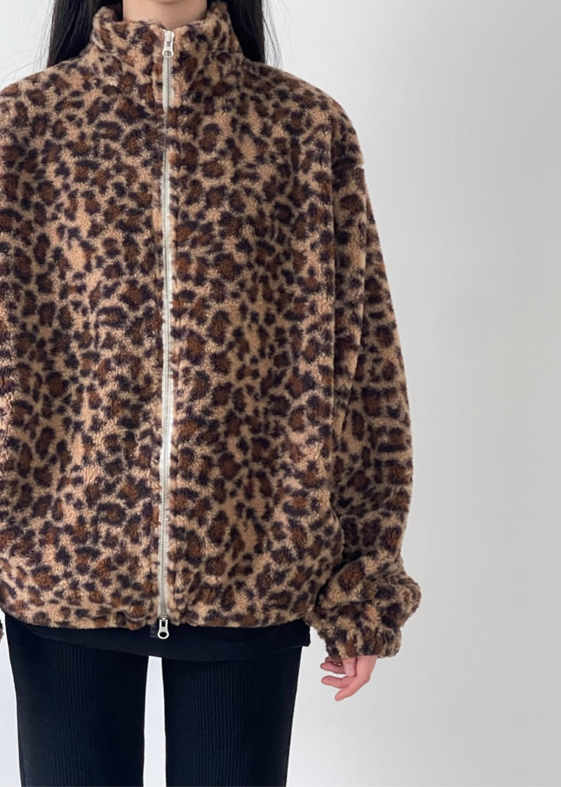 Another Avenue - Korean Women Fashion - #womensfashion - Leopard Fleece Jacket - 3