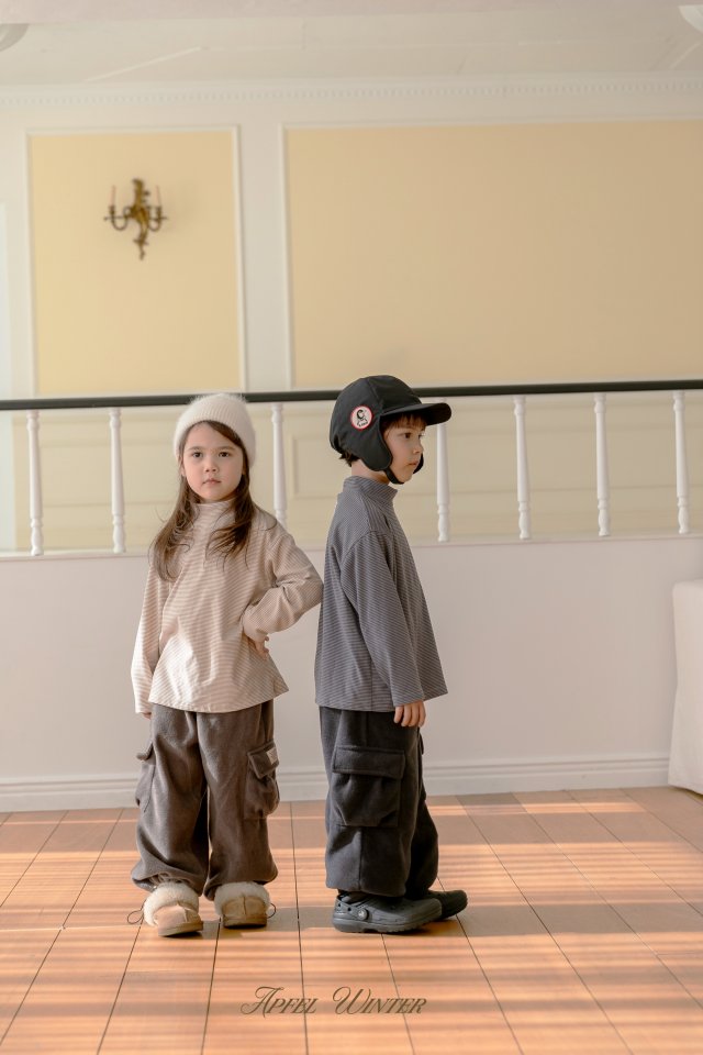 Apfel - Korean Children Fashion - #minifashionista - Toast Mock Neck Tee - 4
