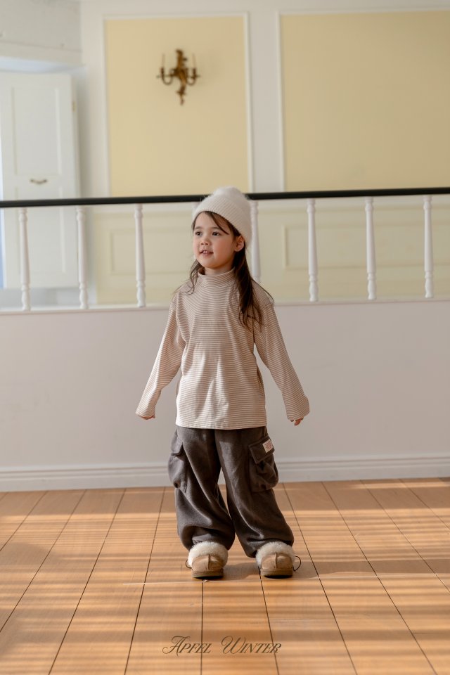 Apfel - Korean Children Fashion - #stylishchildhood - Toast Mock Neck Tee - 7