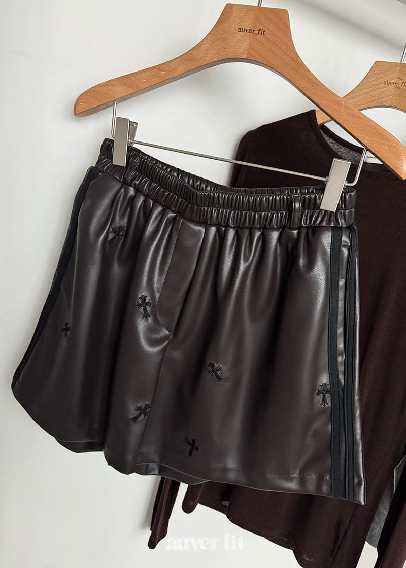 Auver_Fit - Korean Women Fashion - #momslook - Leather Cross Shorts - 8