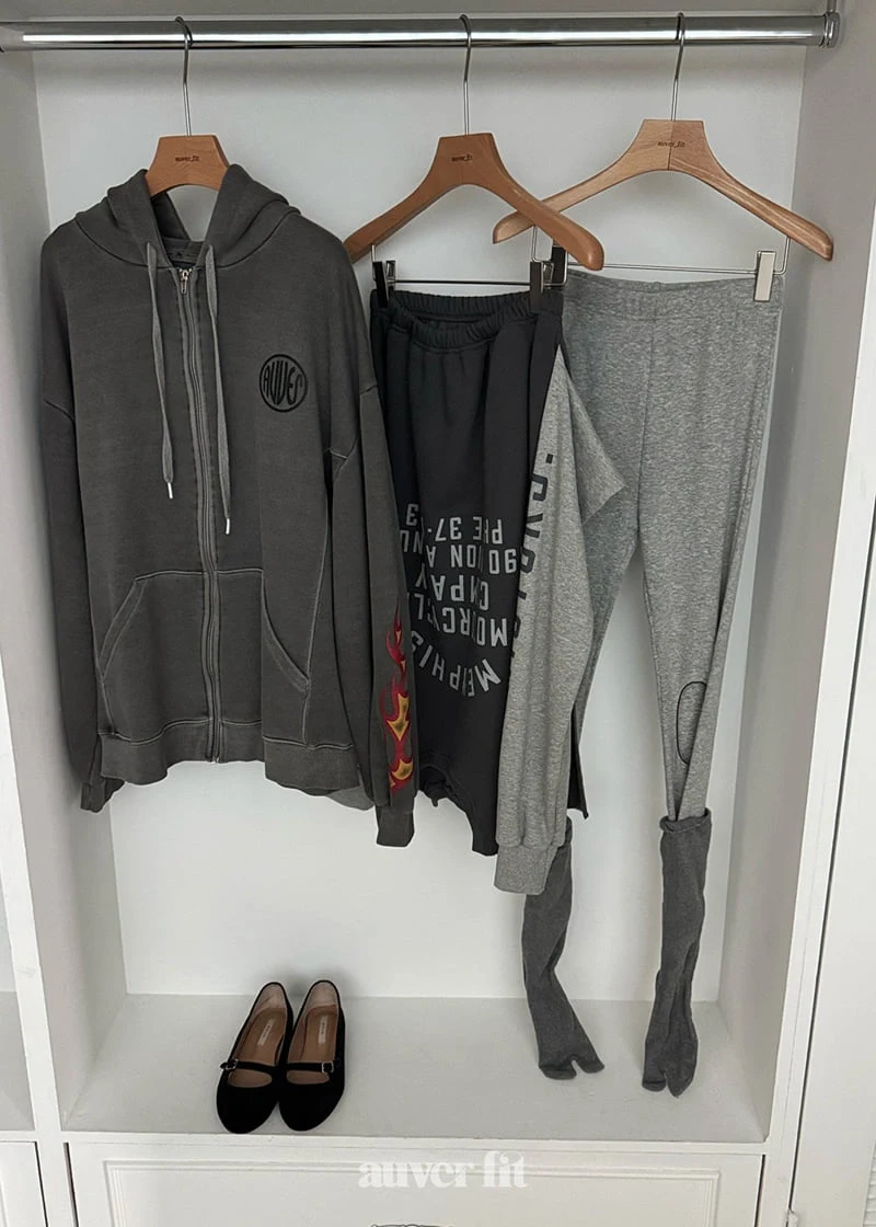 Auver_Fit - Korean Women Fashion - #momslook - Flare Leggings - 6