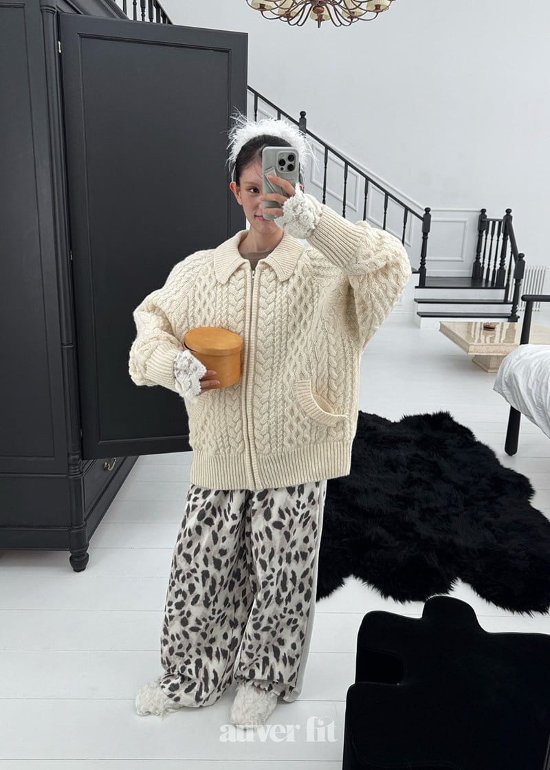 Auver_Fit - Korean Women Fashion - #restrostyle - Big Leopard Training Pants - 5
