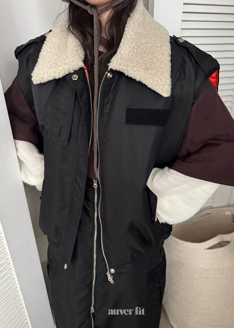 Auver_Fit - Korean Women Fashion - #womensfashion - Winter Fuzzy Vest - 3
