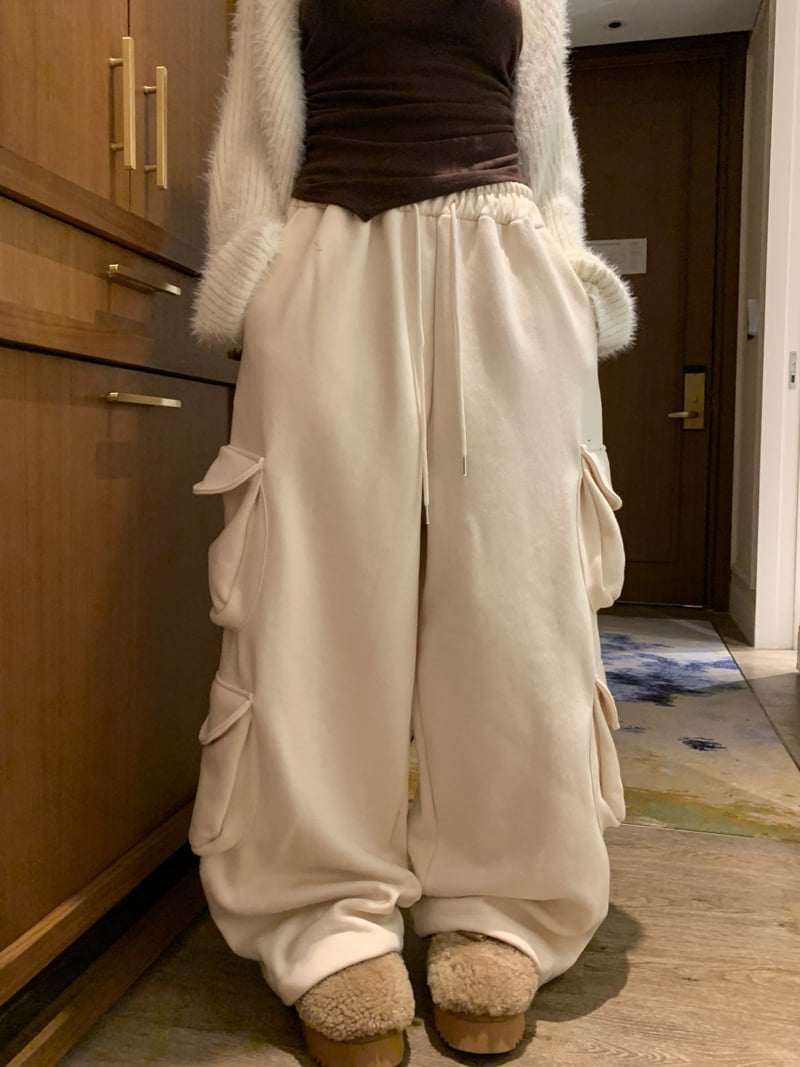 Badcalm - Korean Women Fashion - #momslook - Double Pocket Fleece Pants - 7