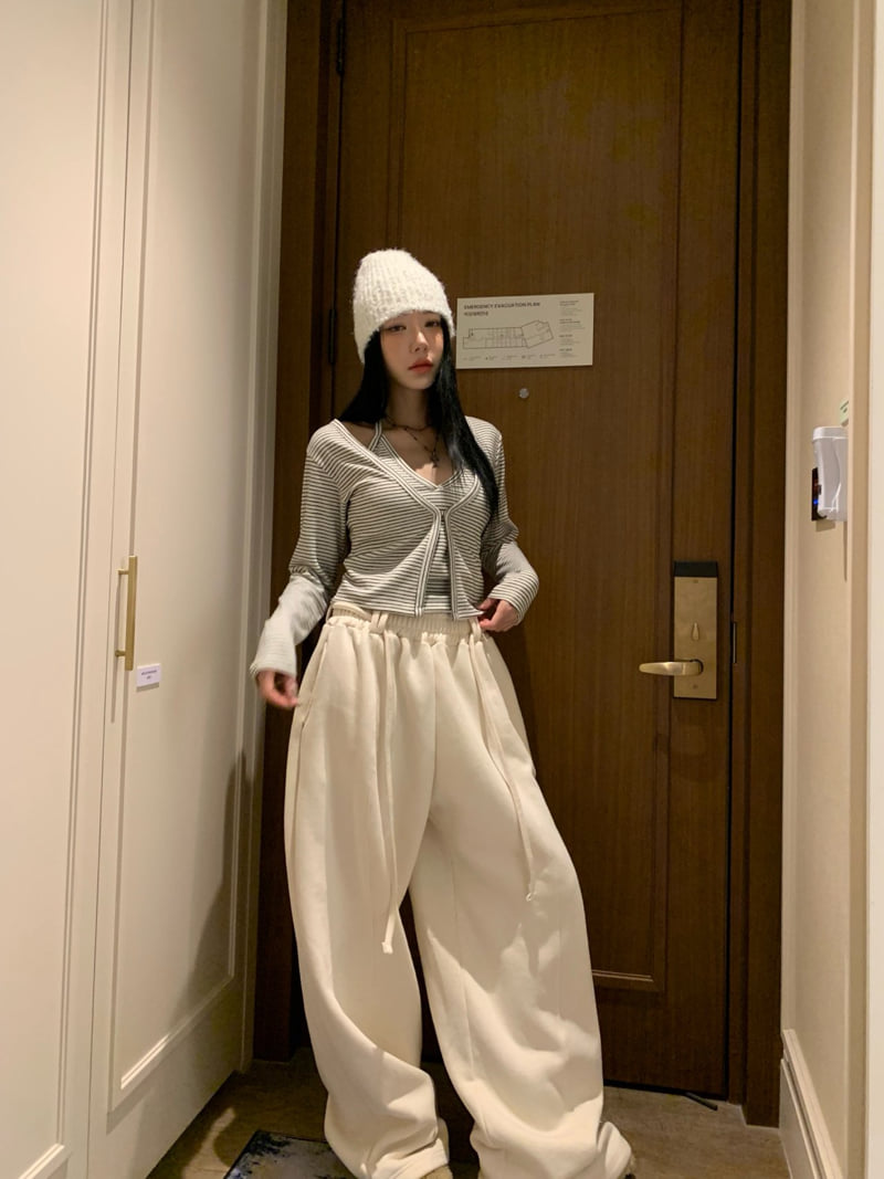 Badcalm - Korean Women Fashion - #pursuepretty - Double Fleece Rivet Pants - 5