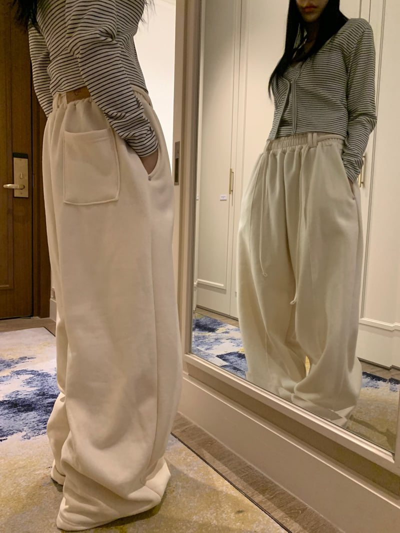 Badcalm - Korean Women Fashion - #romanticstyle - Double Fleece Rivet Pants - 7