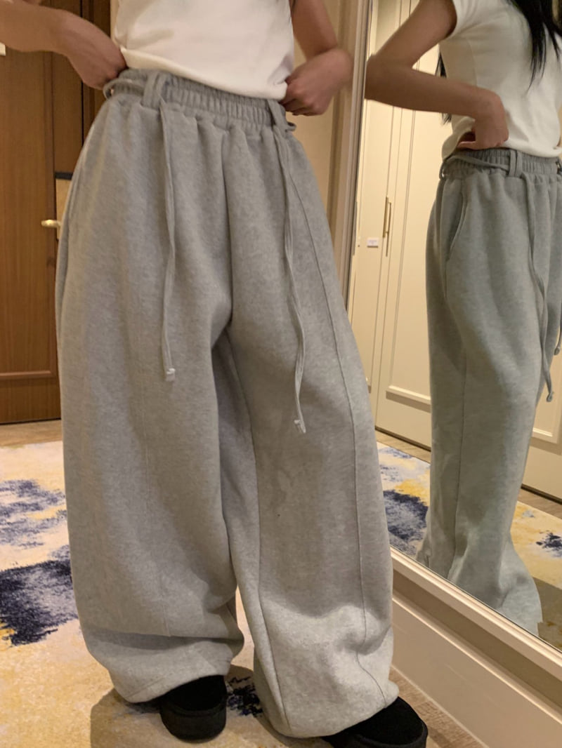 Badcalm - Korean Women Fashion - #vintageinspired - Double Fleece Rivet Pants - 3