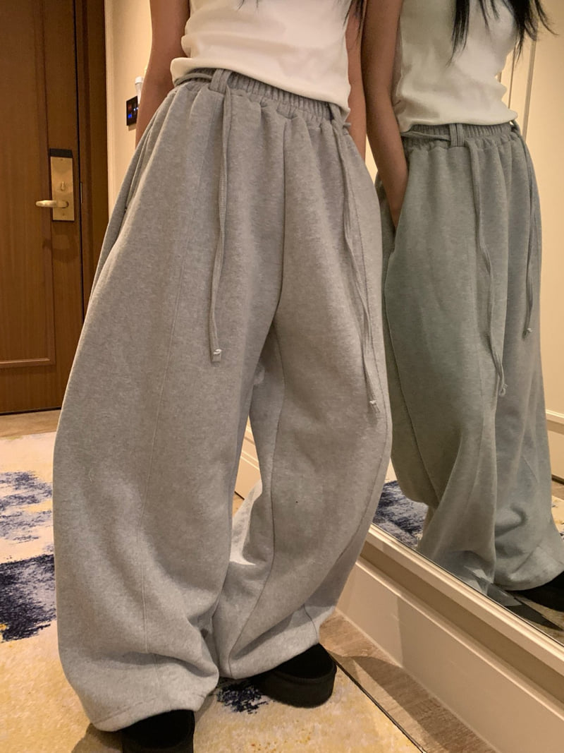 Badcalm - Korean Women Fashion - #womensfashion - Double Fleece Rivet Pants - 2