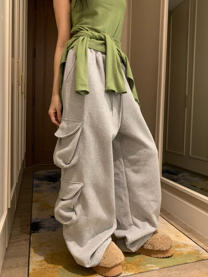 Badcalm - Korean Women Fashion - #womensfashion - Double Pocket Fleece Pants - 10