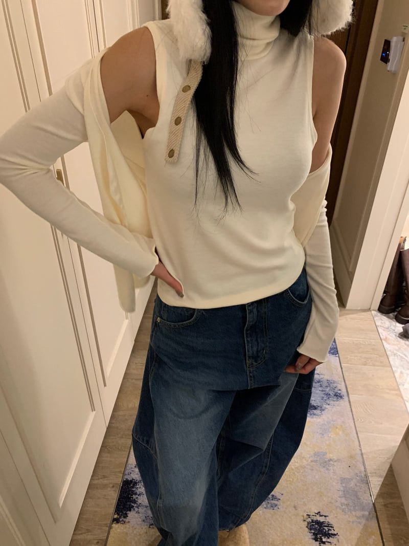 Badcalm - Korean Women Fashion - #womensfashion - Angora Halter Set - 7
