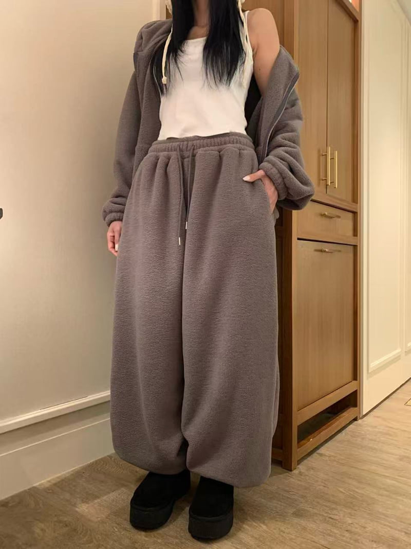 Badcalm - Korean Women Fashion - #womensfashion - Fluffy Cloud Jogger Pants - 3