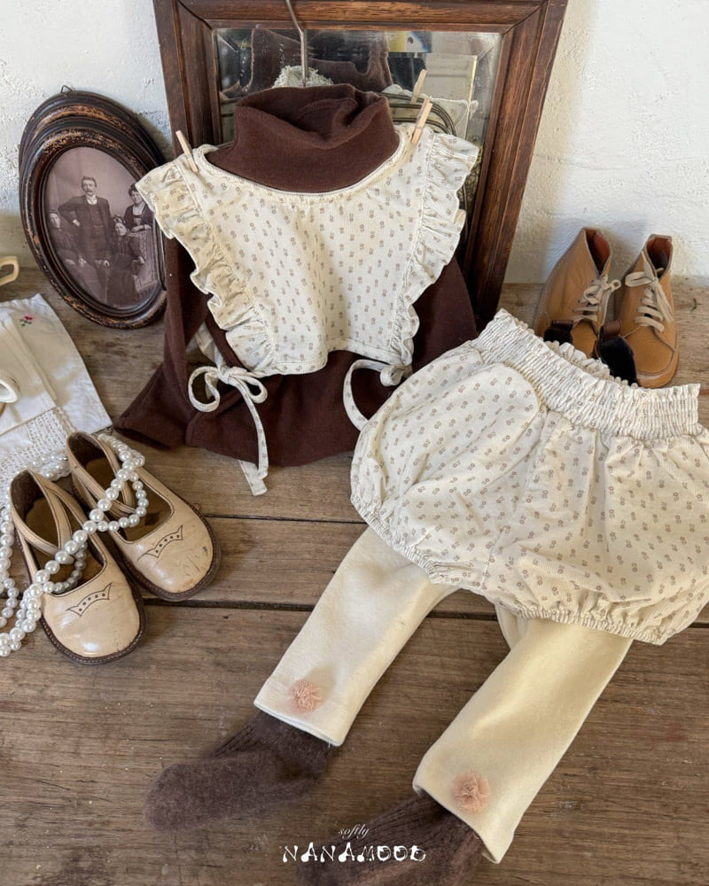 Banana J - Korean Baby Fashion - #babyboutique - Bebe Pom Pom Leggings - 5