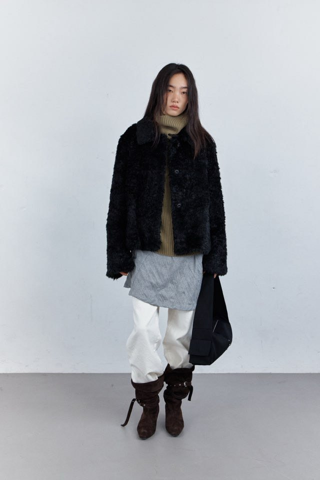 Better - Korean Women Fashion - #momslook - Shearling Collar Jacket - 4