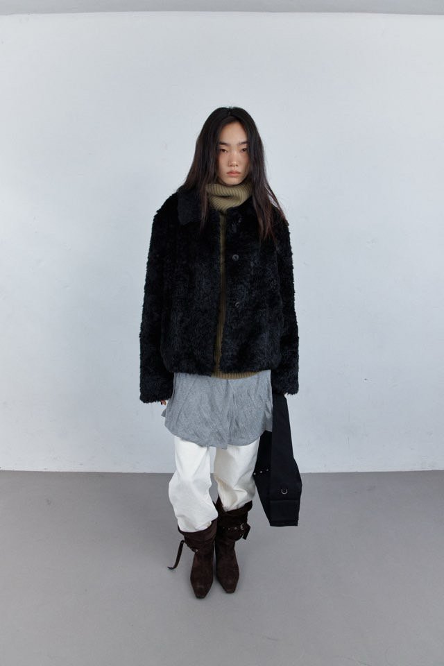 Better - Korean Women Fashion - #momslook - Shearling Collar Jacket - 5